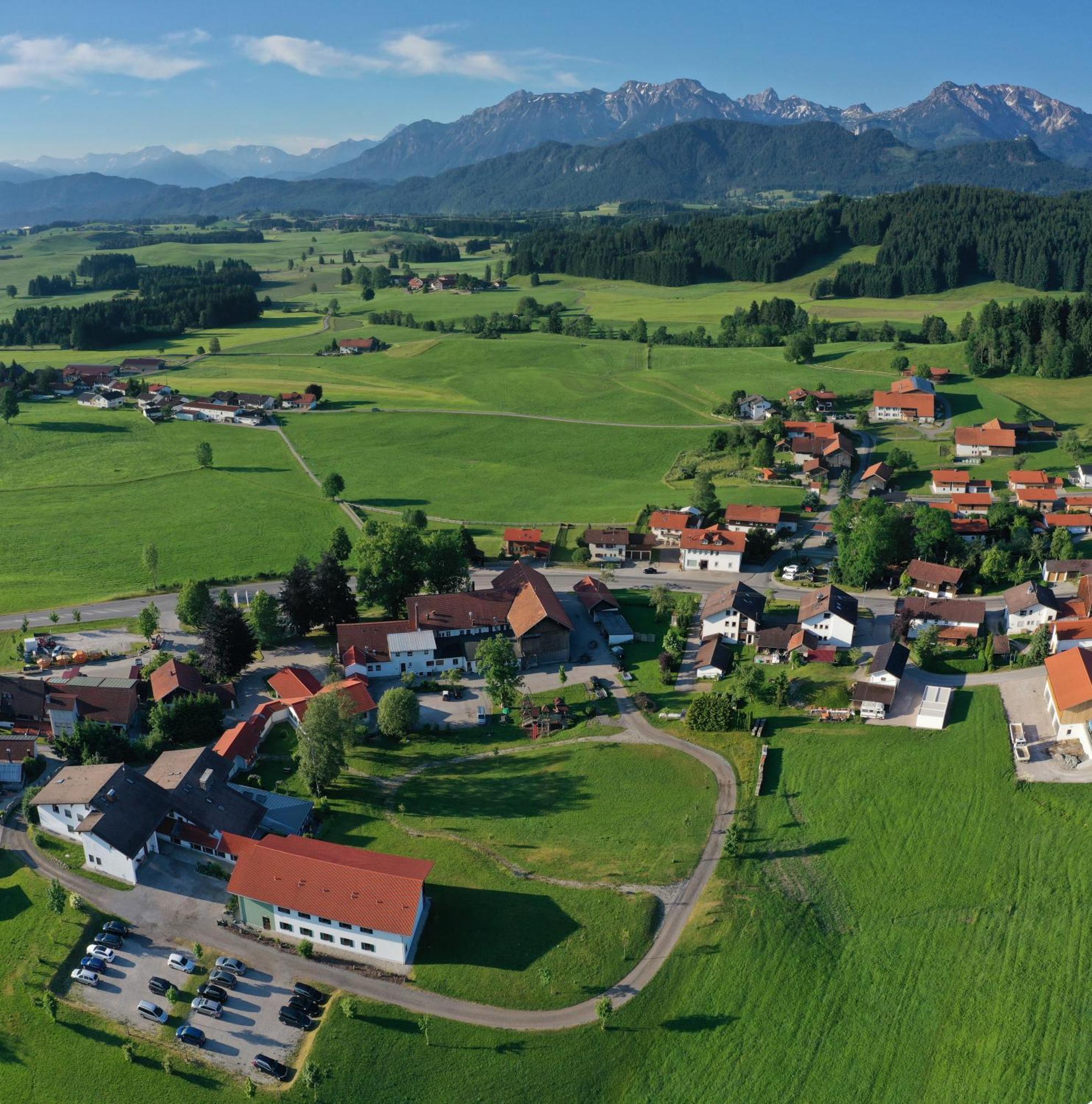 Landhotel Gockelwirt Эйзенберг Экстерьер фото