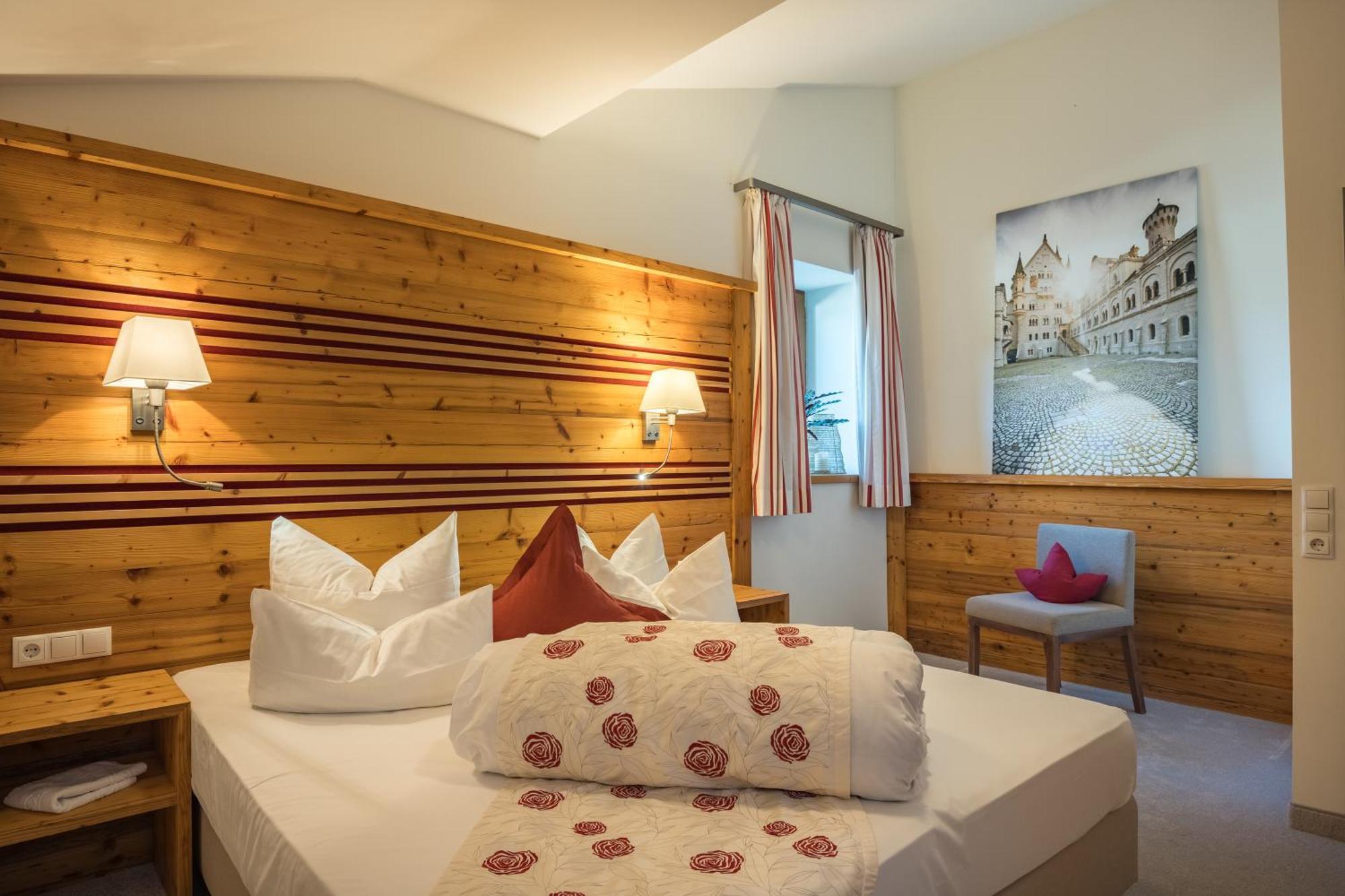 Landhotel Gockelwirt Эйзенберг Экстерьер фото